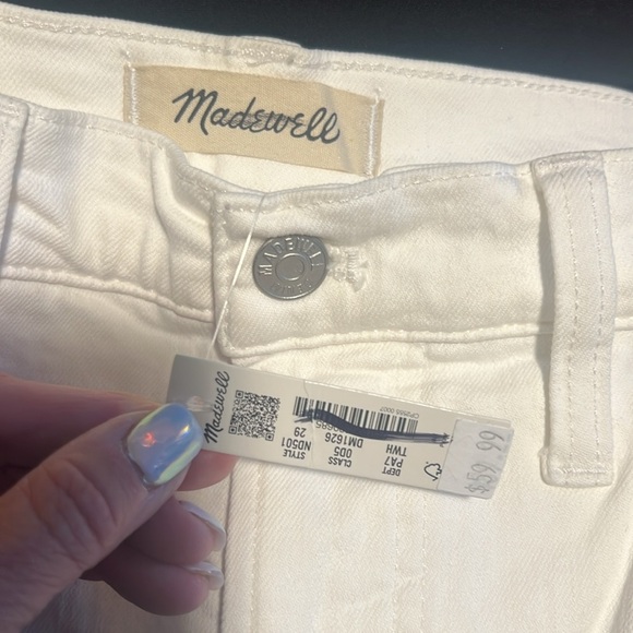 The Perfect Vintage Jean Not Available online! - Picture 6 of 6